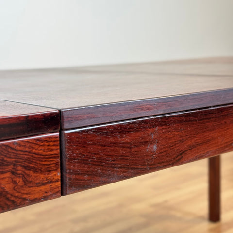Dining table with 4 extensions by Vejle møbelfabrik, 1950s-60s, Denmark - Beyo Vintage