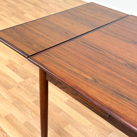 Dining table with extensions in santos rosewood, AR Mobler, 1950s-60s, Denmark - Beyo Vintage
