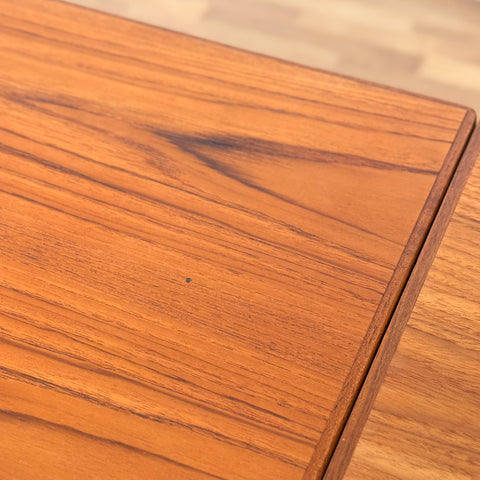 Dining table with extensions in teak, 1950s-60s, Denmark - Beyo Vintage