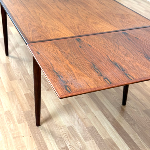 Extendable dining table №54 in rosewood by Omann Jun, 1950s-60s, Denmark - Beyo Vintage