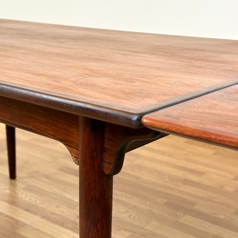 Extendable dining table №54 in rosewood by Omann Jun, 1950s-60s, Denmark - Beyo Vintage