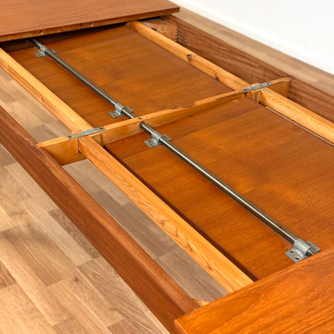 Extendable dining table in teak by Vamo, 1950s-60s, Denmark - Beyo Vintage