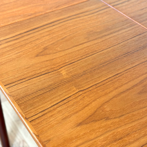 Extendable dining table in teak by Vamo, 1950s-60s, Denmark - Beyo Vintage