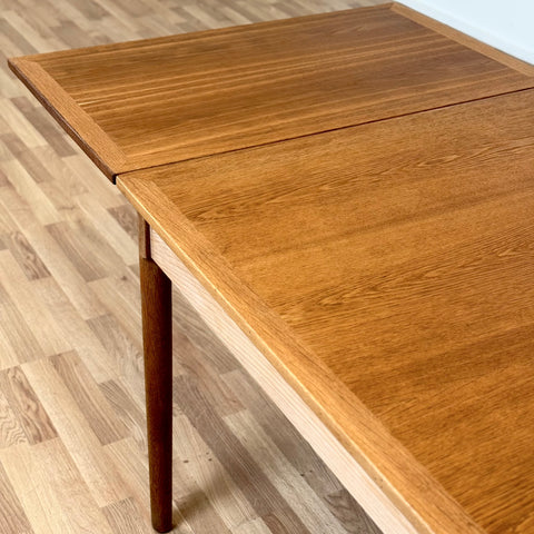 Large dining table in oak, 1950s-60s, Denmark - Beyo Vintage