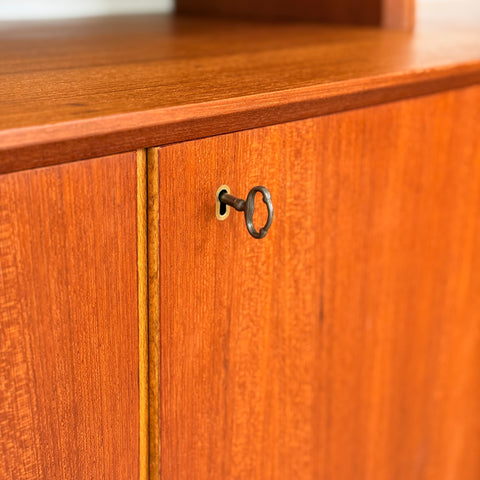 Modular bookshelf system in teak and beech, 1960s-70s, Sweden - Beyo Vintage
