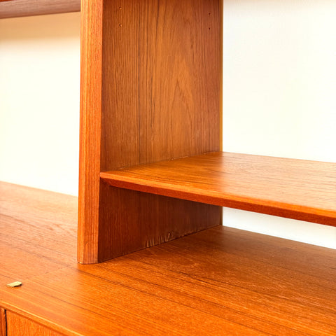 Modular bookshelf system in teak and beech, 1960s-70s, Sweden - Beyo Vintage