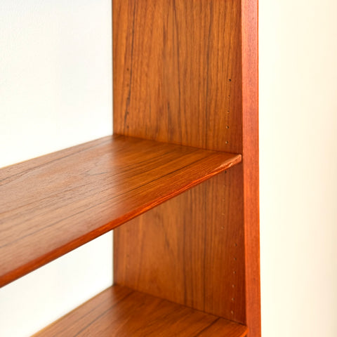 Modular bookshelf system in teak and beech, 1960s-70s, Sweden - Beyo Vintage