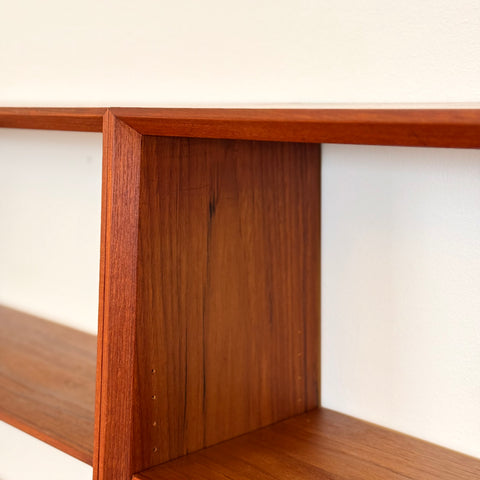 Modular bookshelf system in teak and beech, 1960s-70s, Sweden - Beyo Vintage