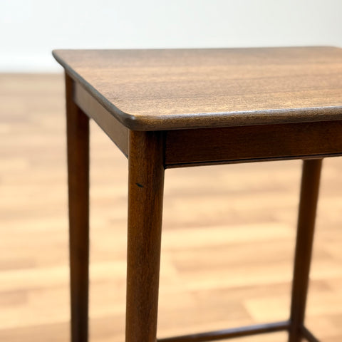 Nest of tables in walnut, 1970s, Denmark - Beyo Vintage