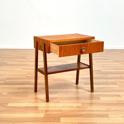 Nightstand in teak, 1950s-60s, Denmark - Beyo Vintage