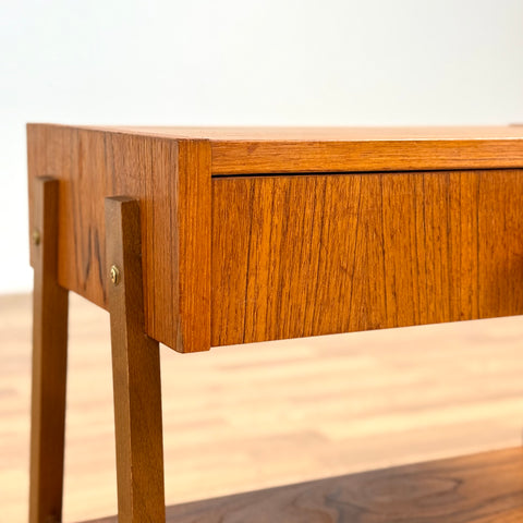 Nightstand in teak, 1950s-60s, Denmark - Beyo Vintage