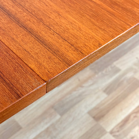 Oval dining table in teak with 2 extensions by Ulferts, Tibro, 1950s-60s, Sweden - Beyo Vintage