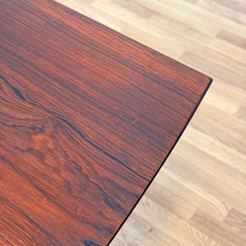 Rectangular dining table in Santos rosewood, 1950s-60s, Denmark - Beyo Vintage