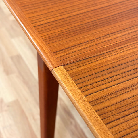 Rectangular dining table with extensions in teak, 1950s-60s, Sweden - Beyo Vintage