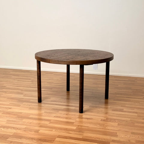 Round dining table in oak, 1950s-60s, Denmark