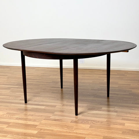 Round dining table in rosewood, 1950s-60s, Denmark - Beyo Vintage