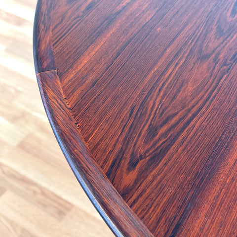 Round dining table in rosewood, 1950s-60s, Denmark - Beyo Vintage