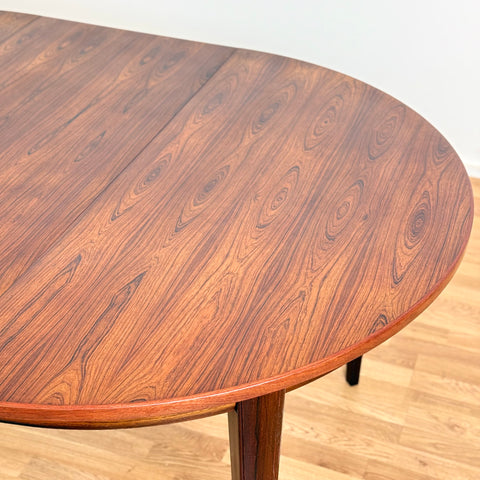 Round dining table in santos rosewood, 1950s-60s, Denmark - Beyo Vintage
