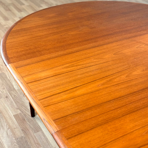 Round dining table in teak by Skovmand & Andersen, 1950s-60s, Denmark - Beyo Vintage