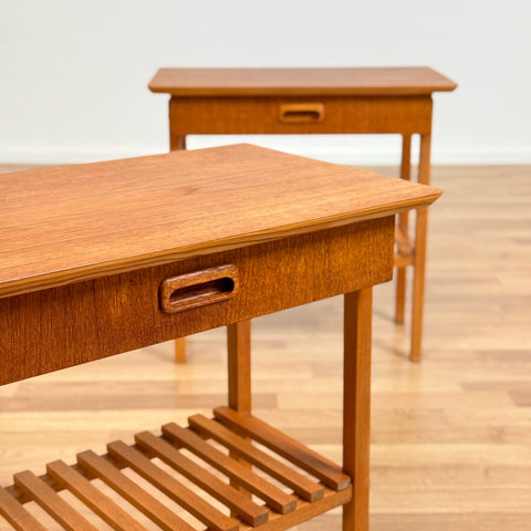 Set of 2 bedside tables in teak, 1950s-60s, Sweden - Beyo Vintage