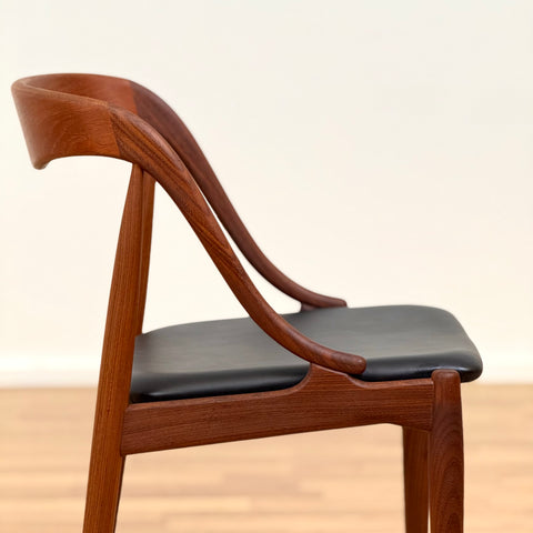 Set of 2 dining chairs in teak by Johannes Andersen for Uldum, 1950s-60s, Denmark - Beyo Vintage