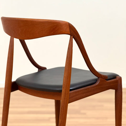 Set of 2 dining chairs in teak by Johannes Andersen for Uldum, 1950s-60s, Denmark - Beyo Vintage