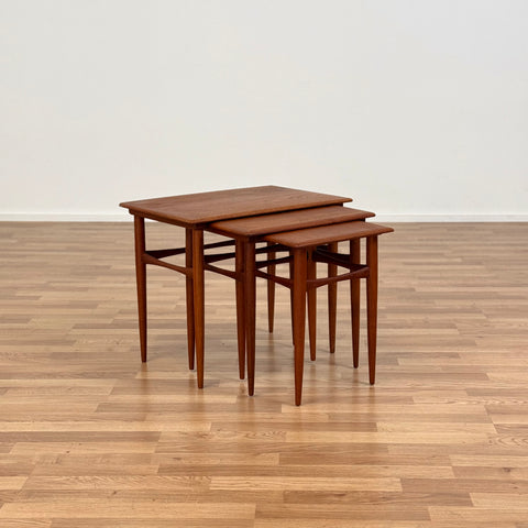 Set of 3 nest of tables in teak by Kai Kristiansen for Skovmand & Andersen, 1950s-60s Denmark - Beyo Vintage