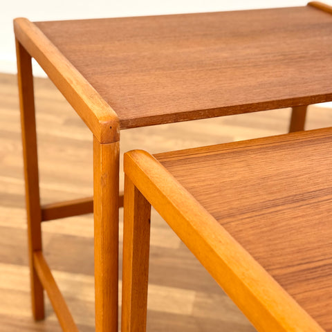 Set of 3 tables in teak, 1950s-60s - Beyo Vintage