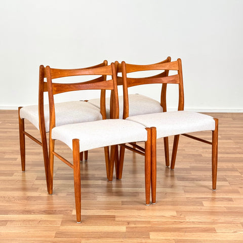 Set of 4 dining chairs in oak, 1950s-60s, Denmark - Beyo Vintage
