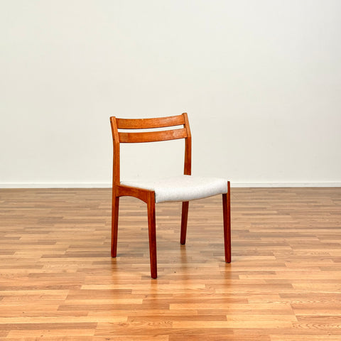 Set of 4 dining chairs in oak, 1950s-60s, Denmark - Beyo Vintage