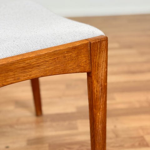 Set of 4 dining chairs in oak, 1950s-60s, Denmark - Beyo Vintage