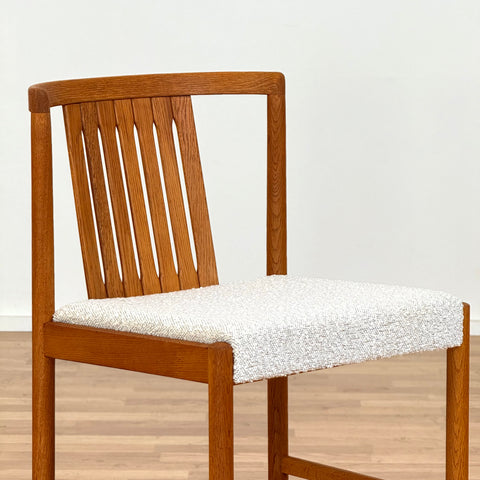 Set of 4 dining chairs in oak by Bertil Fridhagen, 1964, Sweden - Beyo Vintage