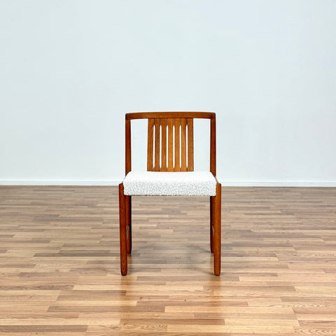 Set of 4 dining chairs in oak by Bertil Fridhagen, 1964, Sweden - Beyo Vintage