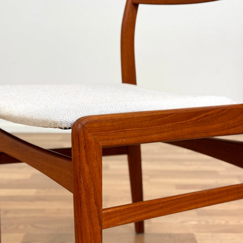 Set of 4 dining chairs in solid teak, 1950s-60s, Sweden - Beyo Vintage