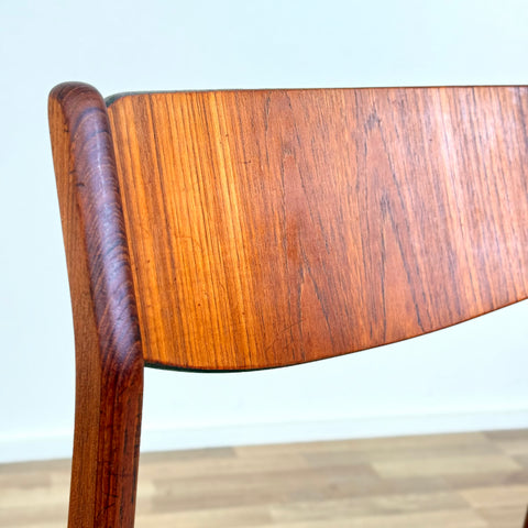 Set of 4 dining chairs in solid teak by Herning Kjaernulf, 1950s-60s, Denmark - Beyo Vintage