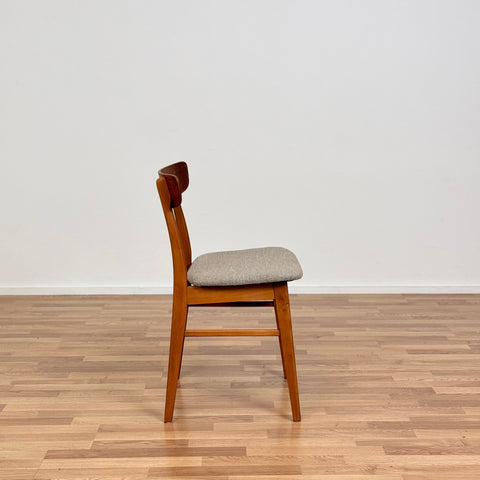 PRICE Set of 4 dining chairs in teak & beech by Findahl, 1950s-60s, Denmark - Beyo Vintage