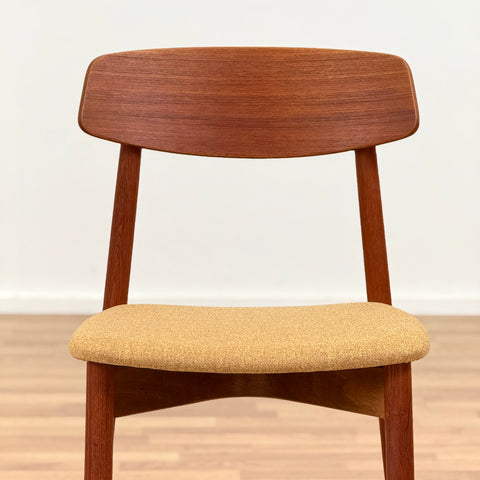 Set of 4 dining chairs in teak by Harry Østergaard, 1950s-60s, Denmark - Beyo Vintage