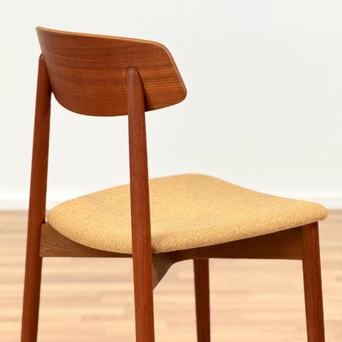 Set of 4 dining chairs in teak by Harry Østergaard, 1950s-60s, Denmark - Beyo Vintage