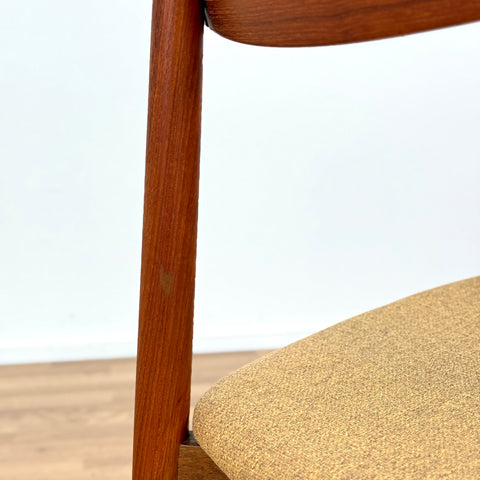 Set of 4 dining chairs in teak by Harry Østergaard, 1950s-60s, Denmark - Beyo Vintage