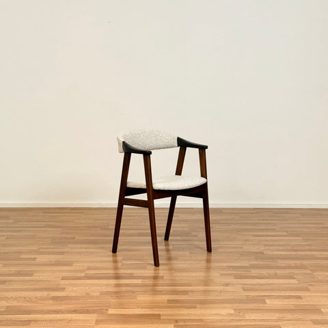 Set of 4 dining chairs with armrest in stained beech, 1950s-60s, Denmark - Beyo Vintage