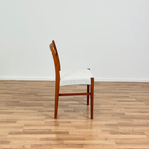 Set of 4 dining chairs with bouclé - Beyo Vintage