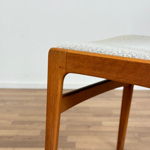 Set of 6 dining chairs in oak by Erik Buch, 1950s-60s, Denmark - Beyo Vintage
