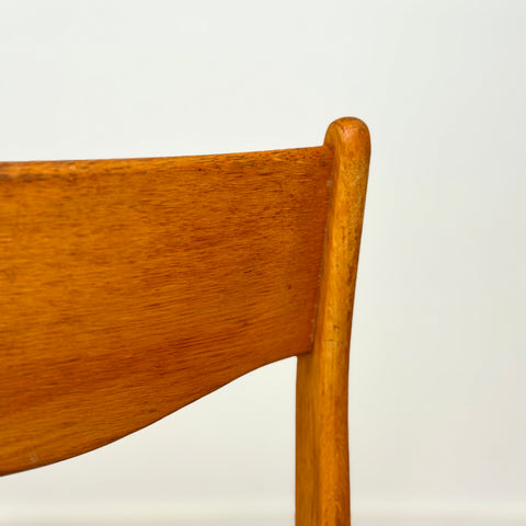 Set of 6 dining chairs in solid oak, 1950s-60s, Denmark