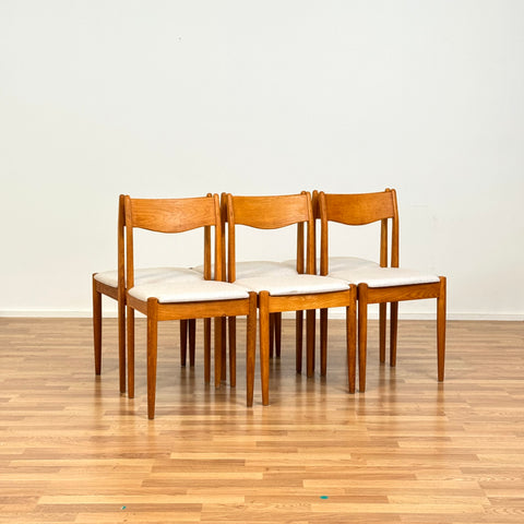 Set of 6 dining chairs in solid oak, 1950s-60s, Denmark