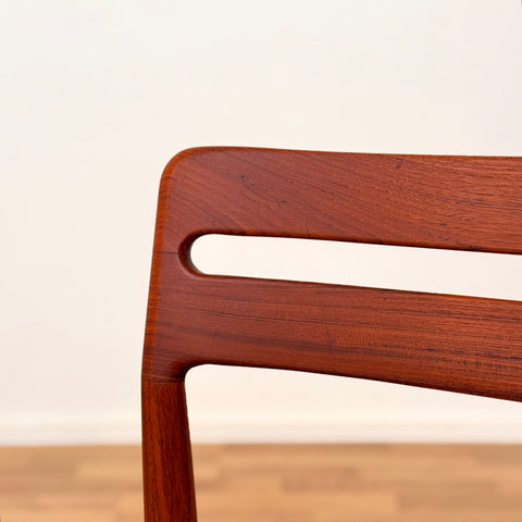 PRICE Set of 6 dining chairs in solid teak by H.W.Klein, 1950s-60s, Denmark - Beyo Vintage