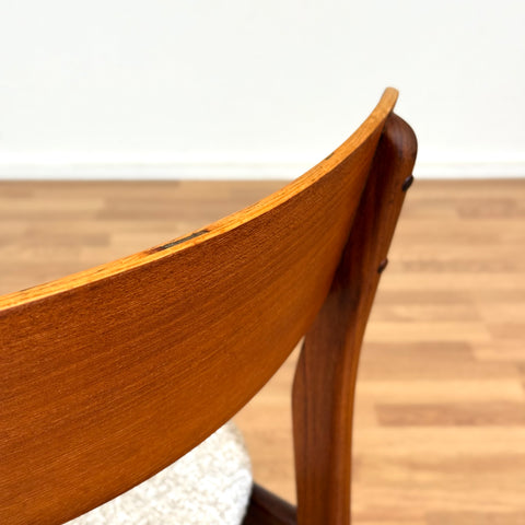 Set of 6 dining chairs in solid walnut & teak, 1950s-60s, Denmark - Beyo Vintage
