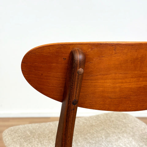 Set of 6 dining chairs in solid walnut & teak, 1950s-60s, Denmark - Beyo Vintage