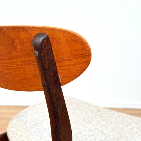 Set of 6 dining chairs in solid walnut & teak, 1950s-60s, Denmark - Beyo Vintage
