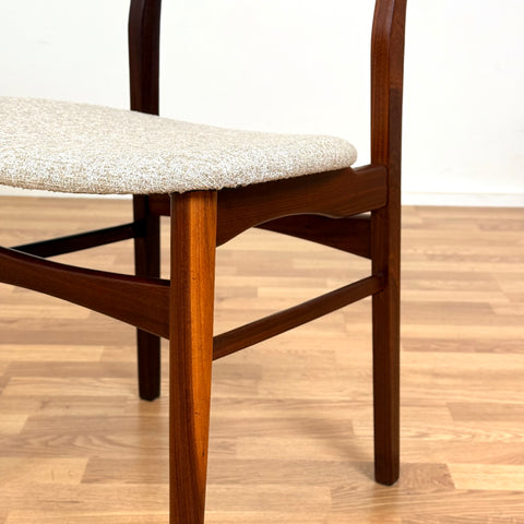 Set of 6 dining chairs in solid walnut & teak, 1950s-60s, Denmark - Beyo Vintage