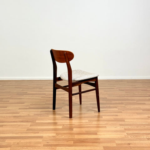 Set of 6 dining chairs in solid walnut & teak, 1950s-60s, Denmark - Beyo Vintage